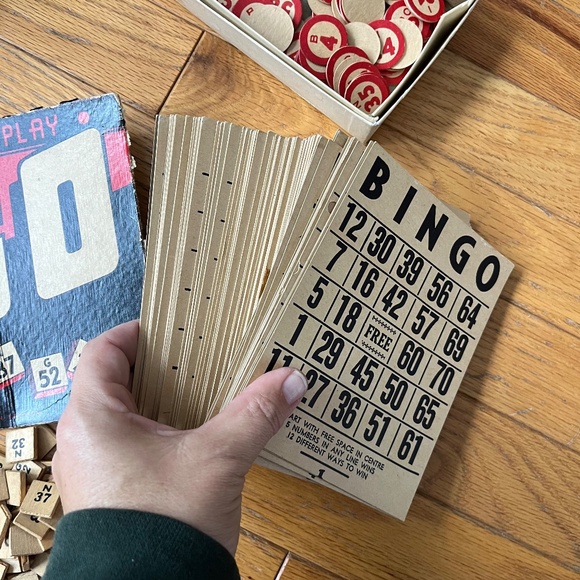 Vintage 50s Bingo Game Lot with Metal Basket Spinner - Picture 8 of 9